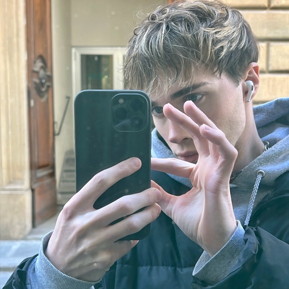 instagram: @chandlerdburke - Picture 13 of 16